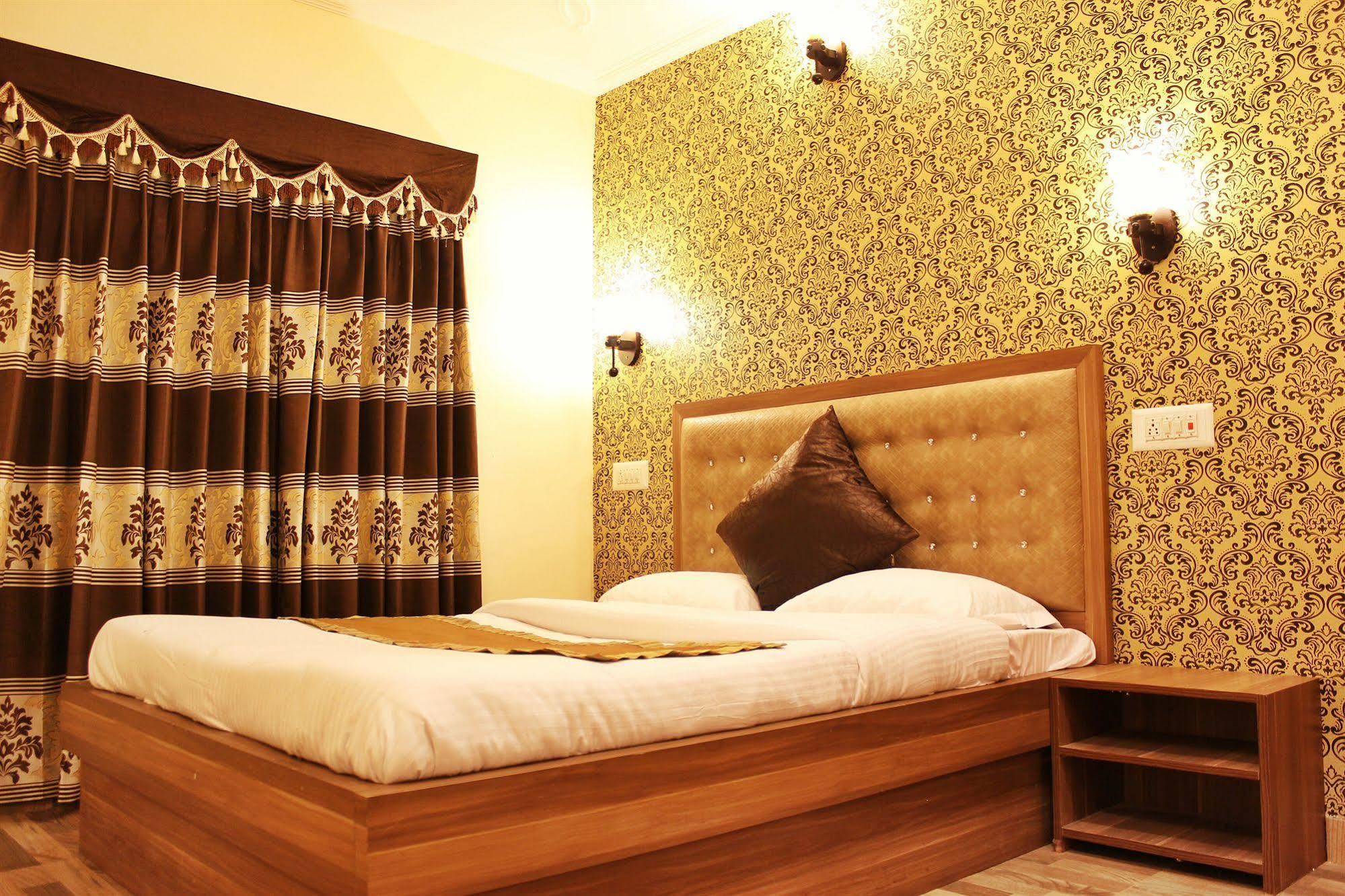 Hotel Walisons Resorts Srīnagar Buitenkant foto